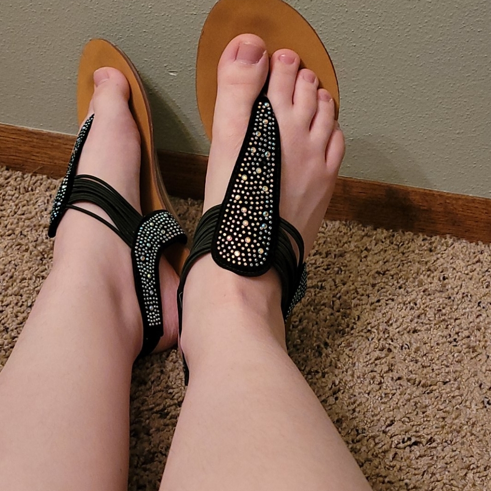 🔥 iridescent rhinestone black forever sandals